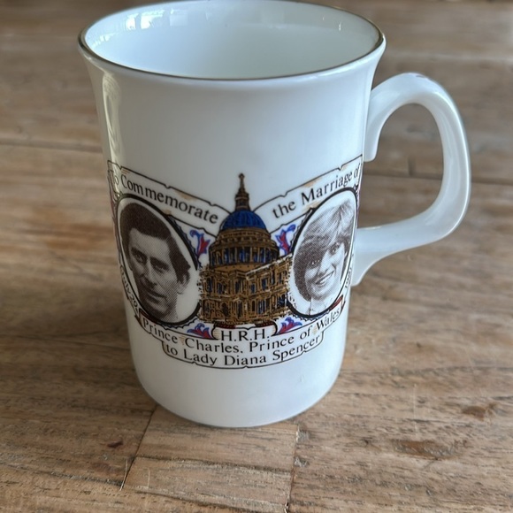 Charles & Diana Vintage 1981 Lady Diana Prince Charles Royal Wedding Mugs (2) - Picture 11 of 15